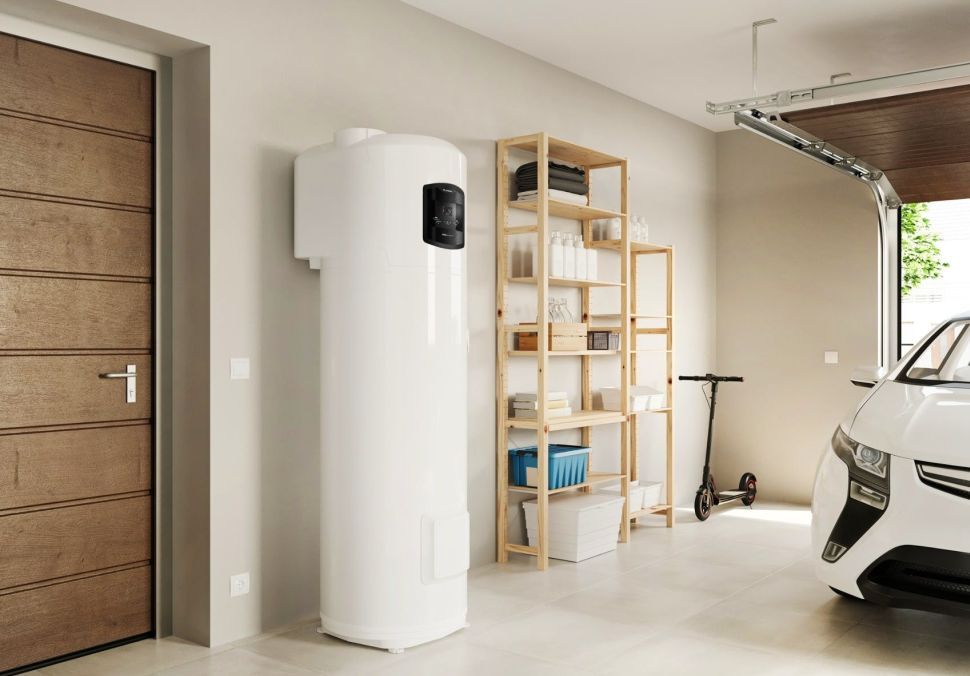 ARISTON FLOOR STANDING RESIDENTIAL HEAT PUMP NUOS PLUS WI-FI 200