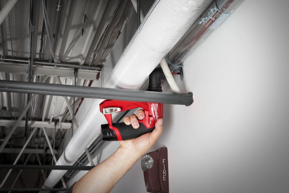 MILWAUKEE M12 FUEL DRILL DRIVER WITH INTERCHANGE HEADS KIT | [M12FDDXKIT-202X]