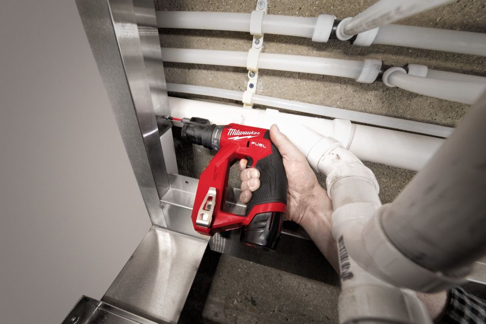 MILWAUKEE M12 FUEL DRILL DRIVER WITH INTERCHANGE HEADS KIT | [M12FDDXKIT-202X]