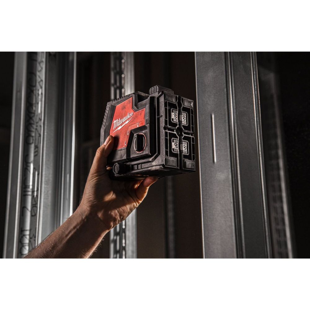 MILWAUKEE USB RECHARGEABLE GREEN CROSS LINE LASER WITH PLUMB POINTS|[L4 CLLP-301C]