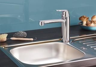 GROHE EUROSMART SINGLE-LEVER SINK MIXER, LOW SPOUT | CHROME 1/2 IN