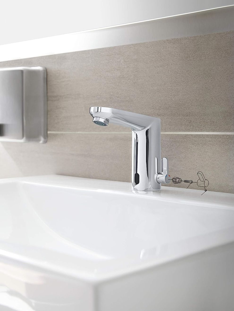 GROHE EUROSMART COSMOPOLITAN E INFRA-RED ELECTRONIC BASIN MIXER, 6V | CHROME 1/2 IN