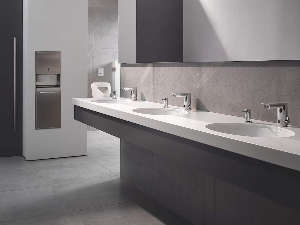 GROHE BAU COSMOPOLITAN E INFRA-RED ELECTRONIC BASIN MIXER, 6V | CHROME 1/2 IN