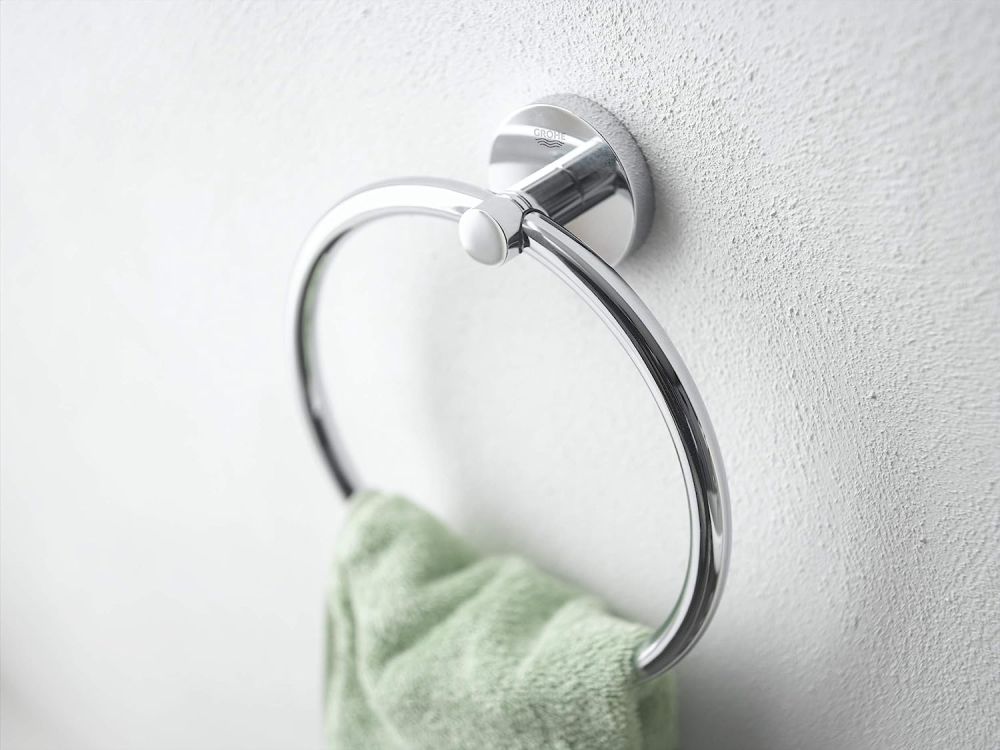 GROHE ESSENTIALS MASTER BATHROOM ACCESSORY SET 5-IN-1