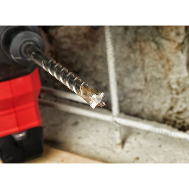 MILWAUKEE CONCRETE DRILL BIT FOR USE WITH COMBI HAMMERS 5KG AND ABOVE SDS-MAX|20X320