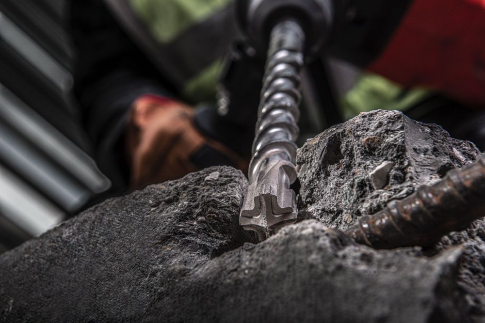 MILWAUKEE CONCRETE DRILL BIT FOR USE WITH COMBI HAMMERS 5KG AND ABOVE SDS-MAX|22X320