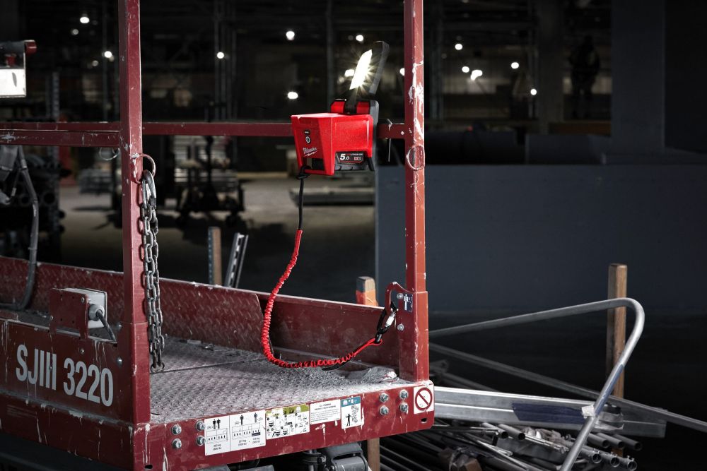 MILWAUKEE LOCKING TOOL LANYARD | 4.5 KG