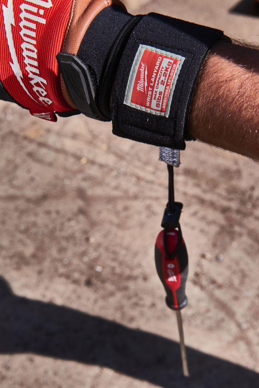 MILWAUKEE WRIST LANYARD -1PC
