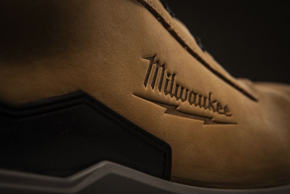 MILWAUKEE FLEXTRED S3S SAFETY BOOTS BEIGE 1M171311 ESD FO SR | 39 EU/6 UK