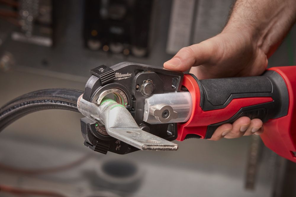 MILWAUKEE M18 FORCE LOGIC HYDRAULIC CABLE CRIMPER KIT | 1 X 2.0 AH BAT, M12-18 C CHR|[M18HCCT-201C]