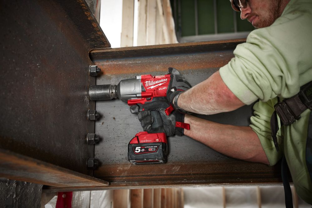 MILWAUKEE M18 FUEL ONE-KEY 1/2 HIGH TORQUE IMPACT WRENCH WITH FRICTION RING | [M18ONEFHIWF12-0X]