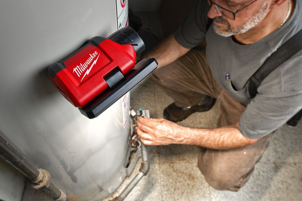 MILWAUKEE M12 ™ PIVOT AREA LIGHT | M12PAL-0 | 700 LUMENS