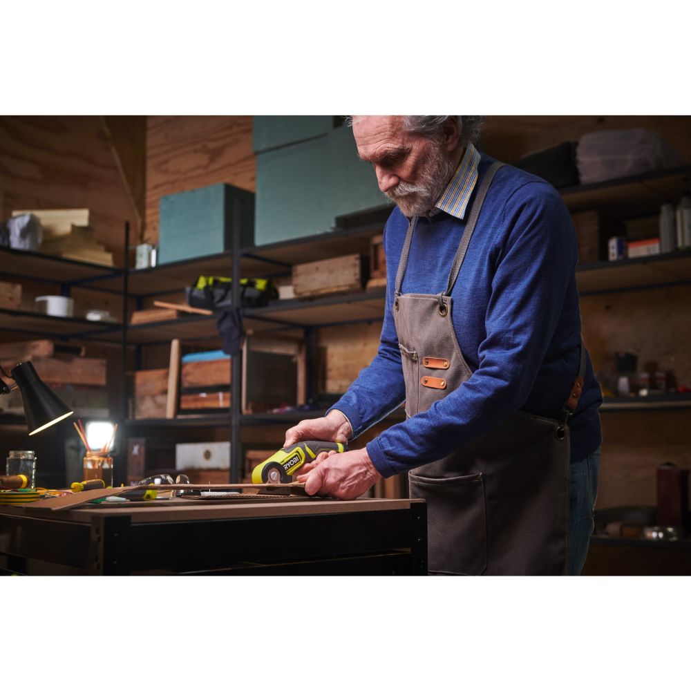 RYOBI 4V USB LITHIUM CORDLESS CUTTING TOOL, BARE TOOL [RCT4-0]