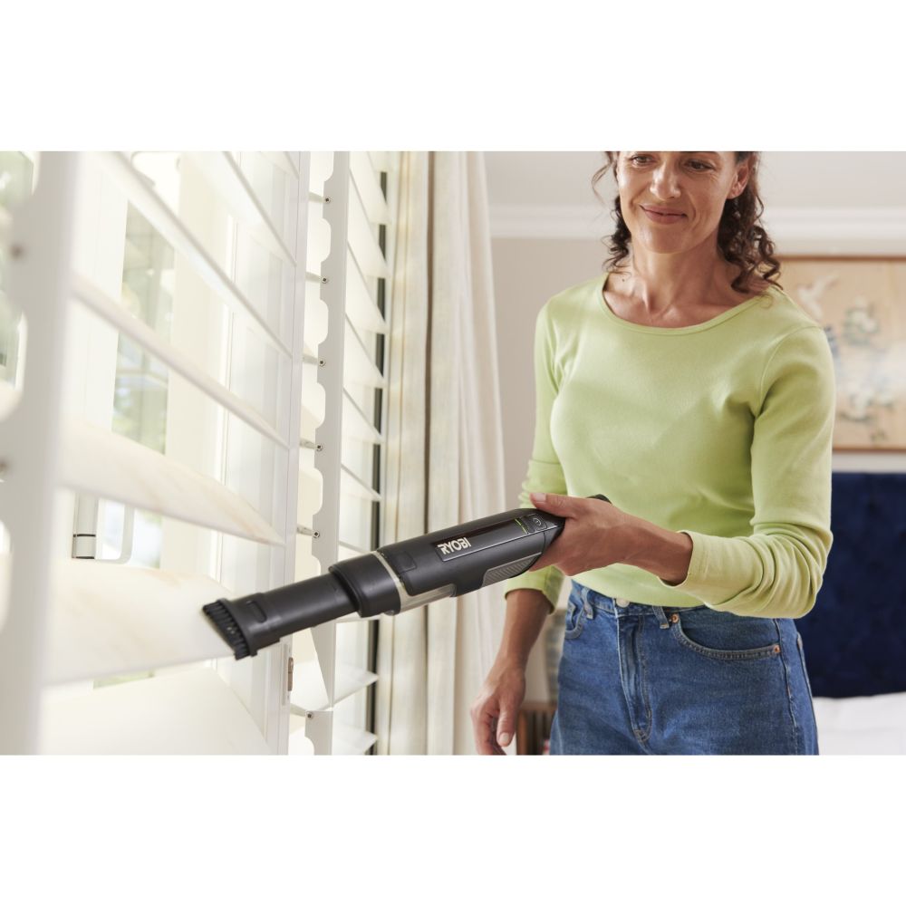 RYOBI 4V USB LITHIUM CORDLESS HAND VACUUM KIT WITH CHARGING BASE STATION, 2 X 2.0 AH BATTERY [RHV44-220G]