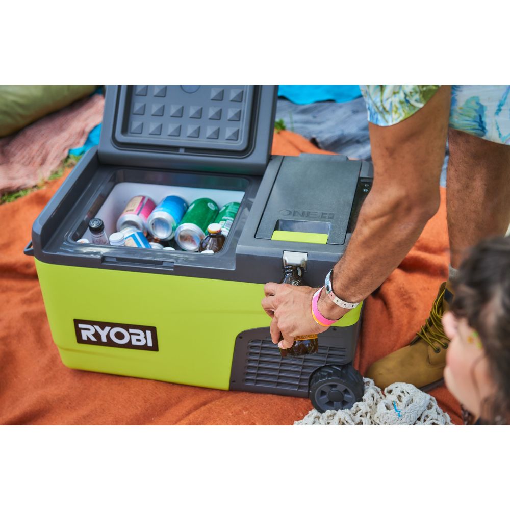 RYOBI 18V ONE+ POWERED COOLER, BARE TOOL, 23 L [RY18CB23A-0]