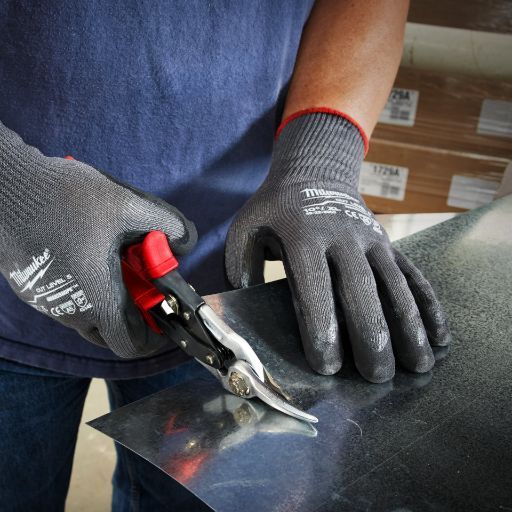 MILWAUKEE CUT LEVEL DIPPED GLOVES