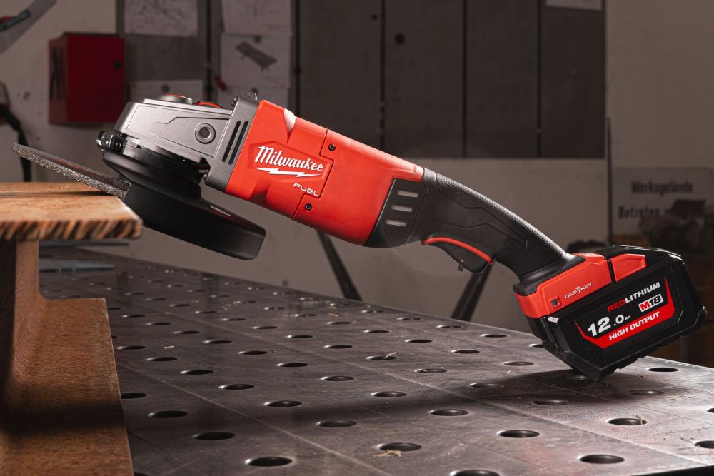 MILWAUKEE M18 FUEL™ ONE-KEY™ BRAKING ANGLE GRINDER WITH PADDLE SWITCH | M18 ONEFLAG230XPDB-0C | 230 MM