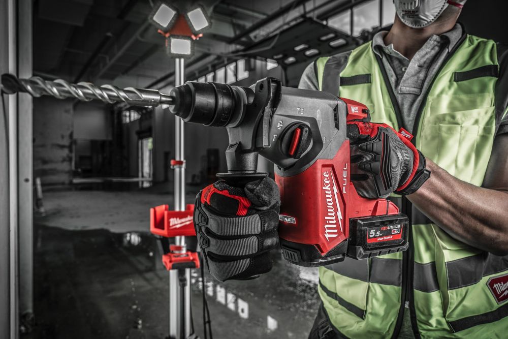 MILWAUKEE M18 FUEL 4-MODE 26MM SDS-PLUS HAMMER WITH FIXTEC + 26MM HAMMER XXX | [M18FHX-0X]