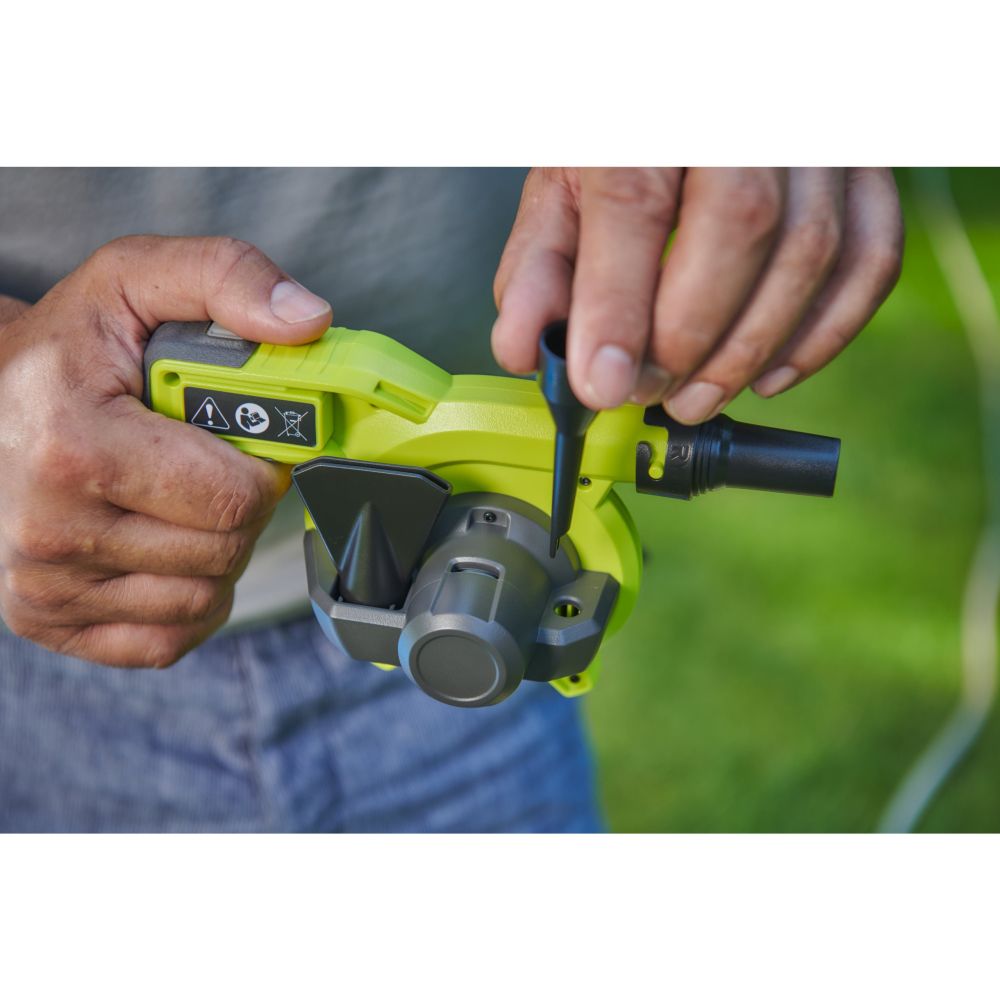 RYOBI 4V USB LITHIUM CORDLESS HIGH VOLUME INFLATOR, BARE TOOL [RVI4-0]