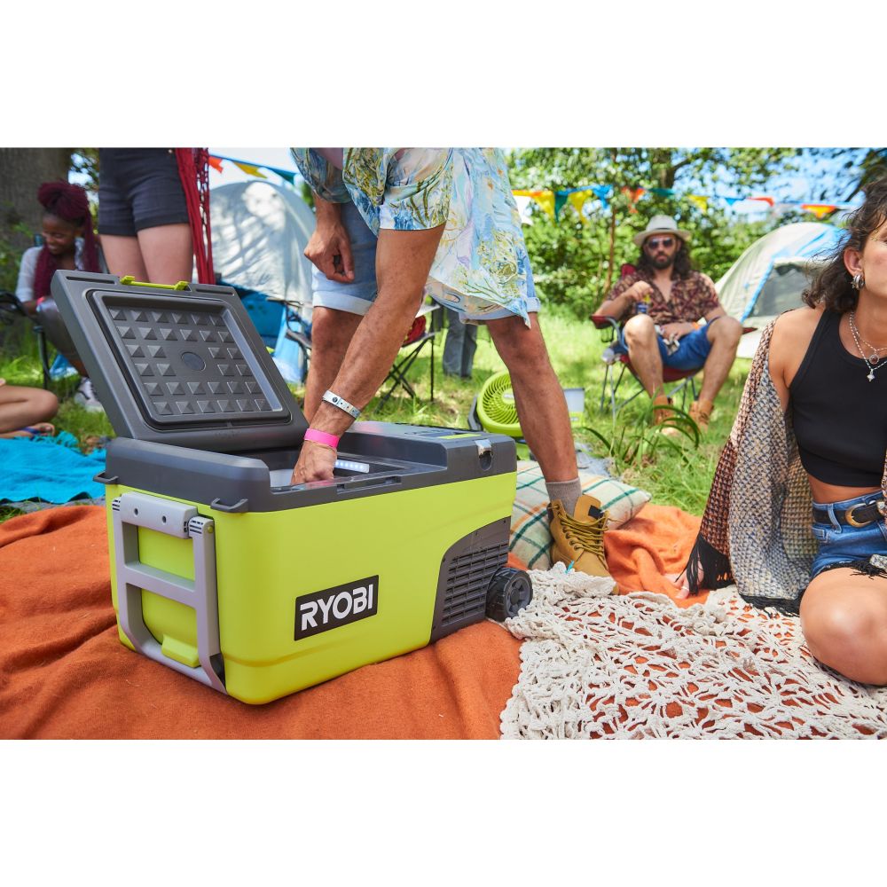 RYOBI 18V ONE+ POWERED COOLER, BARE TOOL, 23 L [RY18CB23A-0]
