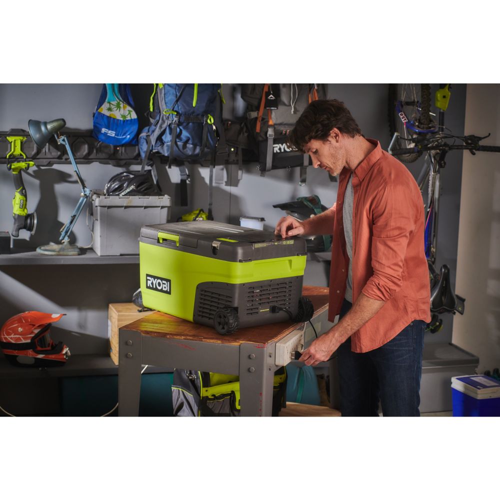 RYOBI 18V ONE+ POWERED COOLER, BARE TOOL, 23 L [RY18CB23A-0]