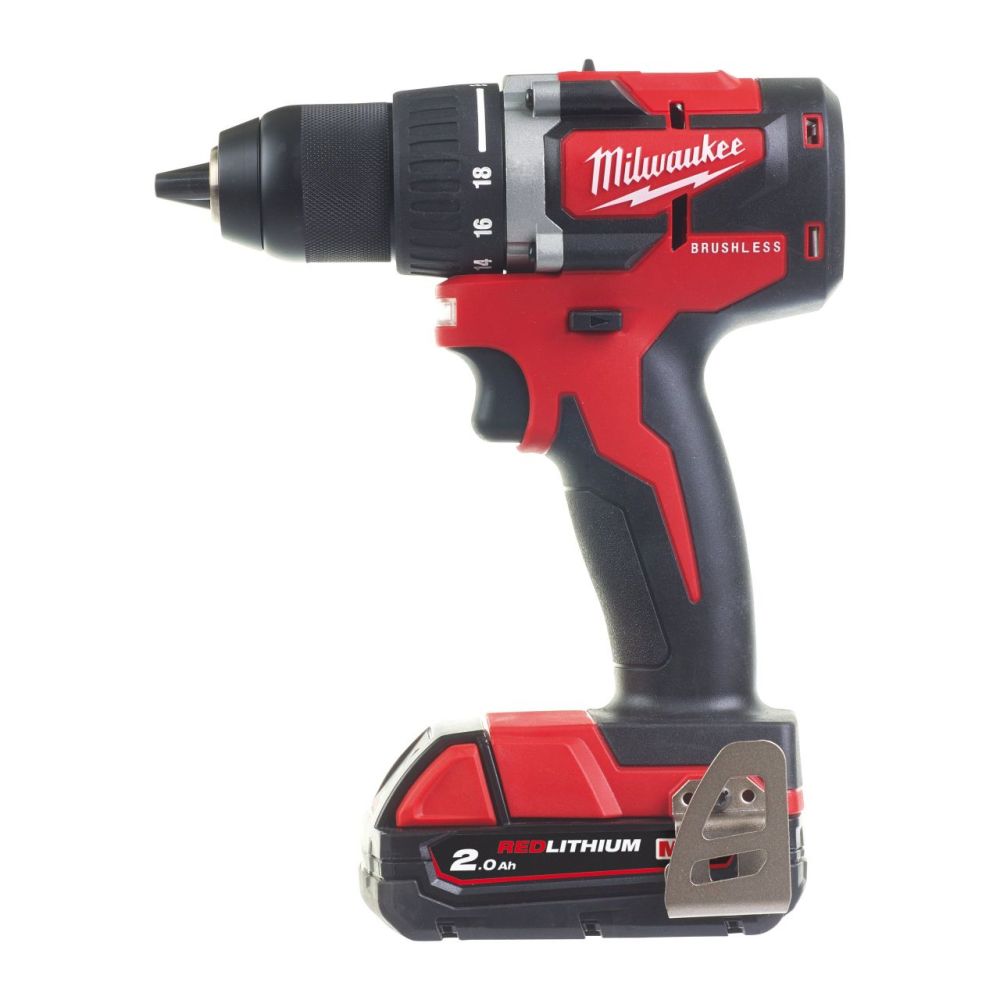 MILWAUKEE M18 COMPACT BRUSHLESS DRILL DRIVER KIT, X AH