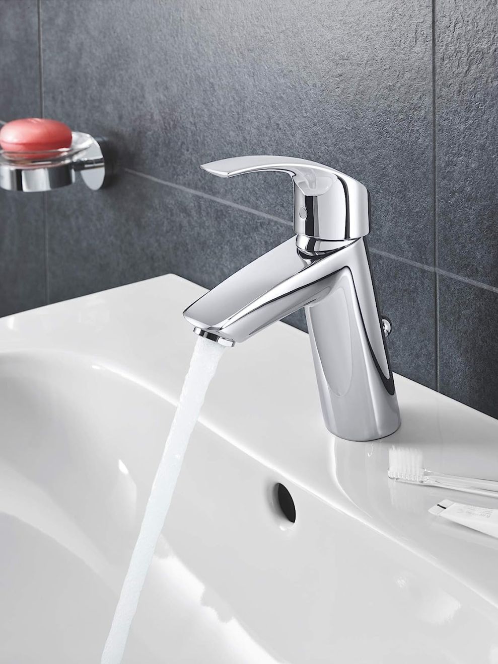 GROHE EUROSMART SINGLE-LEVER BASIN MIXER | CHROME M-SIZE 1/2 IN