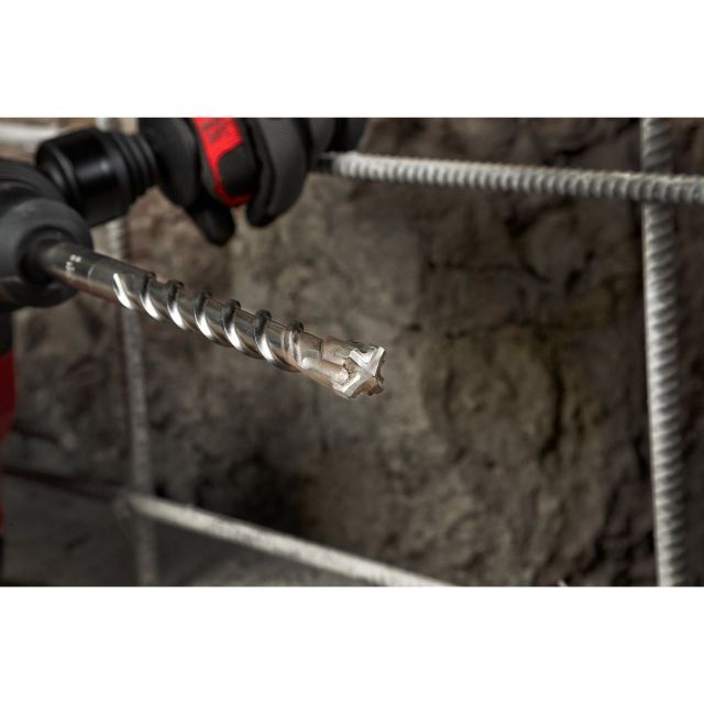 MILWAUKEE CONCRETE DRILL BIT FOR USE WITH COMBI HAMMERS 5KG AND ABOVE SDS-MAX|24X320