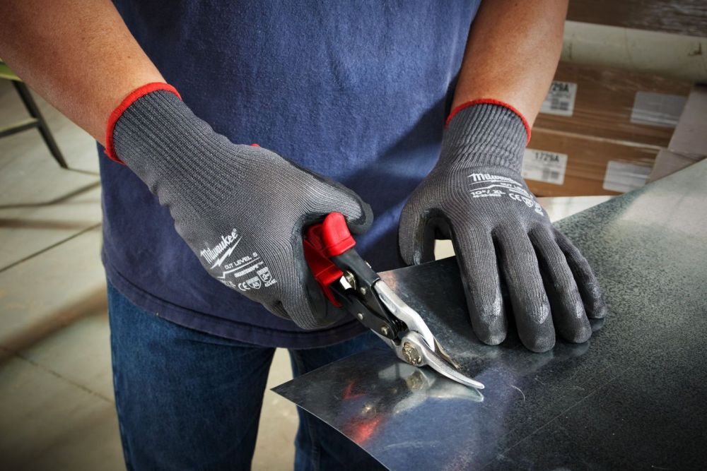 MILWAUKEE DIPPED GLOVES CUT LEVEL 5/E | LARGE | 9