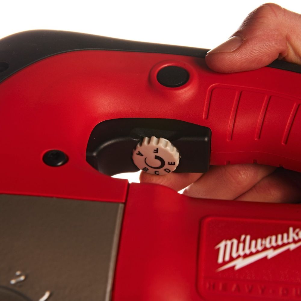 MILWAUKEE HEAVY DUTY TOP HANDLE JIGSAW |JSPE135TX|[JSPE135TX]