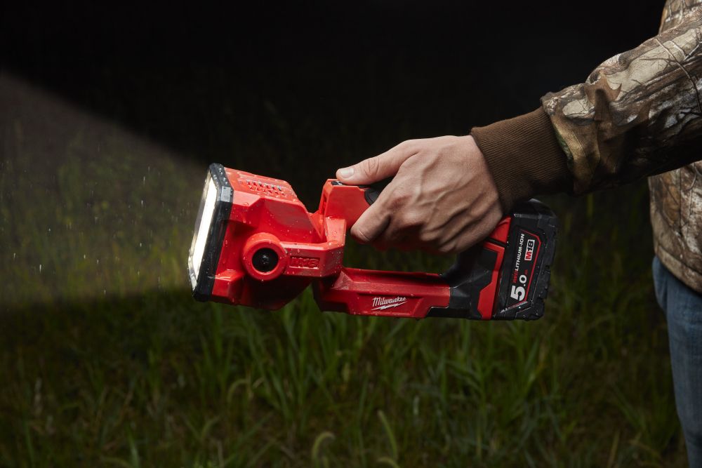 MILWAUKEE M18 LED SEARCH LIGHT, [BARE-TOOL]|[M18SLED-0]